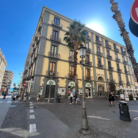 B&B Al Corso Salerno Luaran gambar