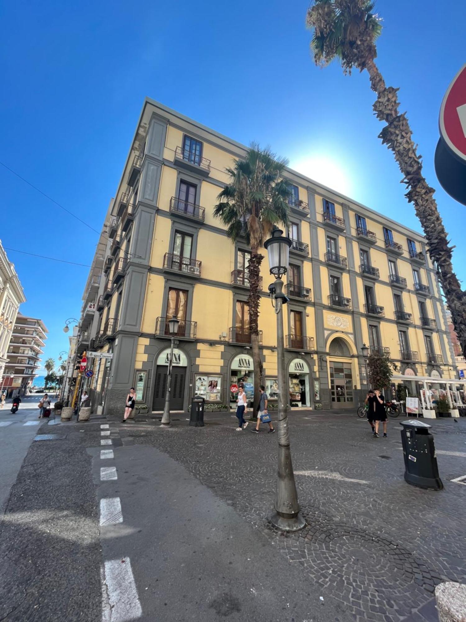 B&B Al Corso Salerno Luaran gambar